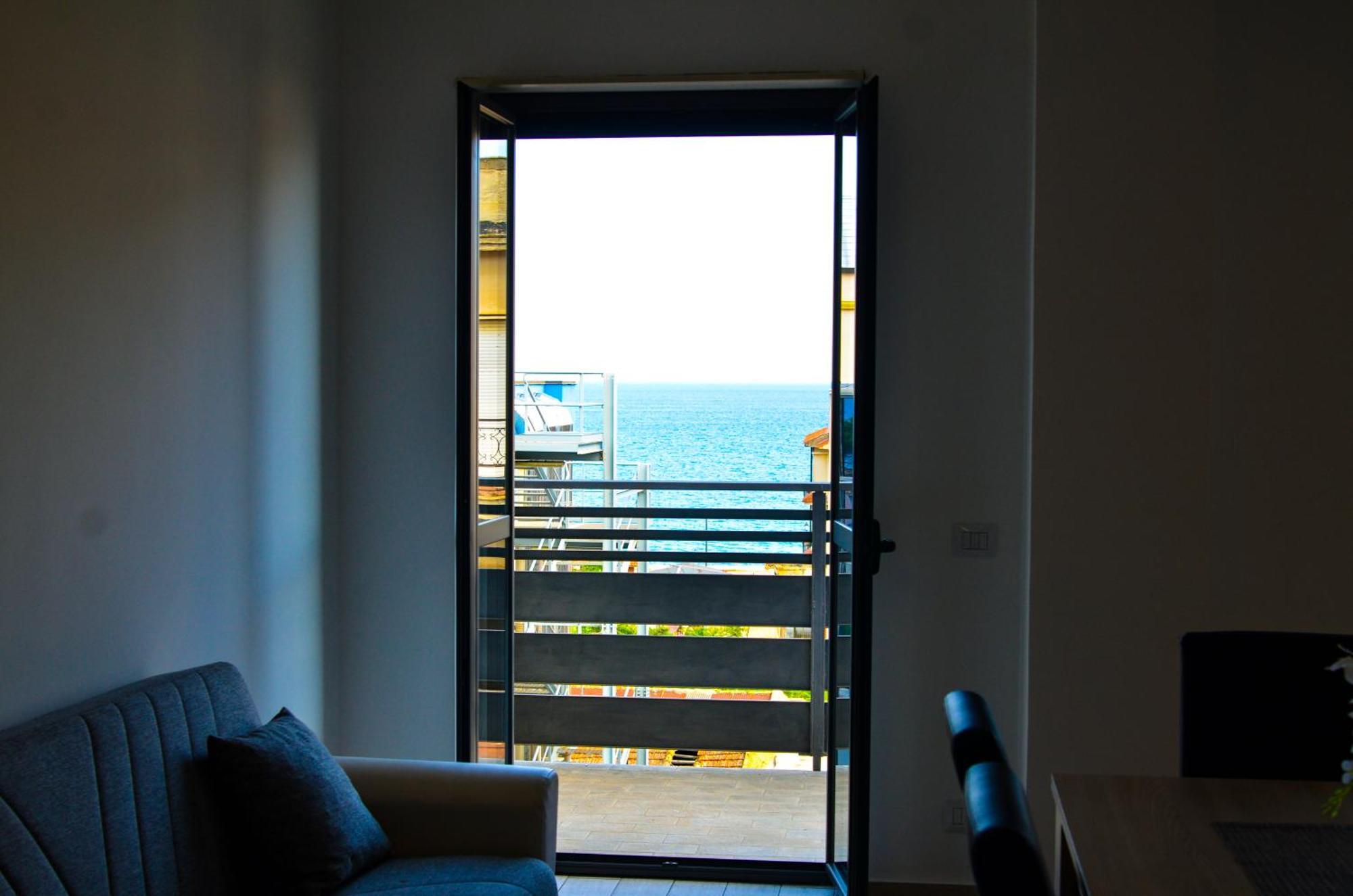 Appartamento Siderno Sul Mare Trilocale Exteriör bild